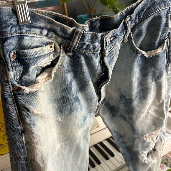 Levi's Tie-Dye Blue and White Relaxed Jeans 34" - Picture 13 of 16